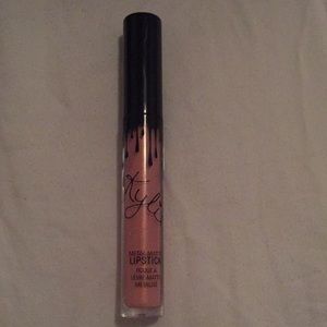 Kylie Cosmetics metallic lipstick